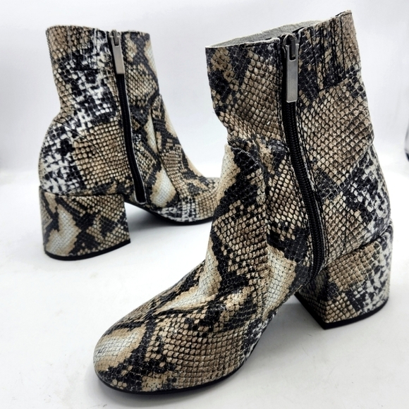 JEFFREY CAMPBELL LEATHER ASHCROFT BLOCK HEEL GREY BROWN SNAKE BOOTS SIZE 36 - Picture 16 of 16